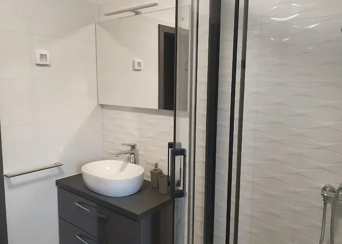 Grande T&d * פולה